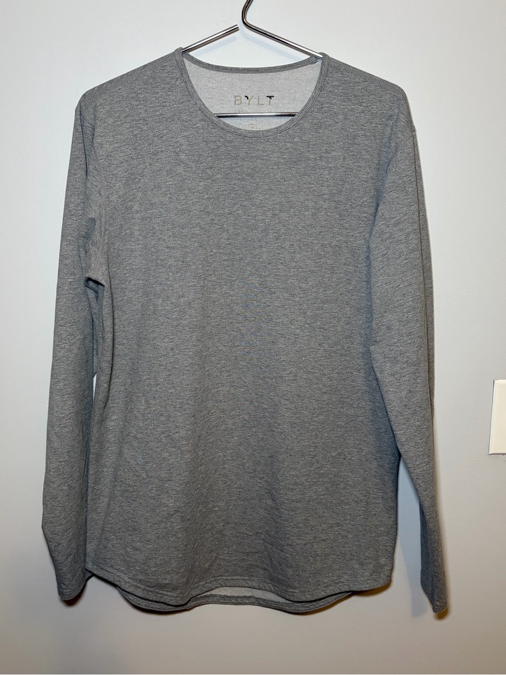Men’s BYLT Basics Long Sleeve Crewneck Shirt - Heather Gray | Size M